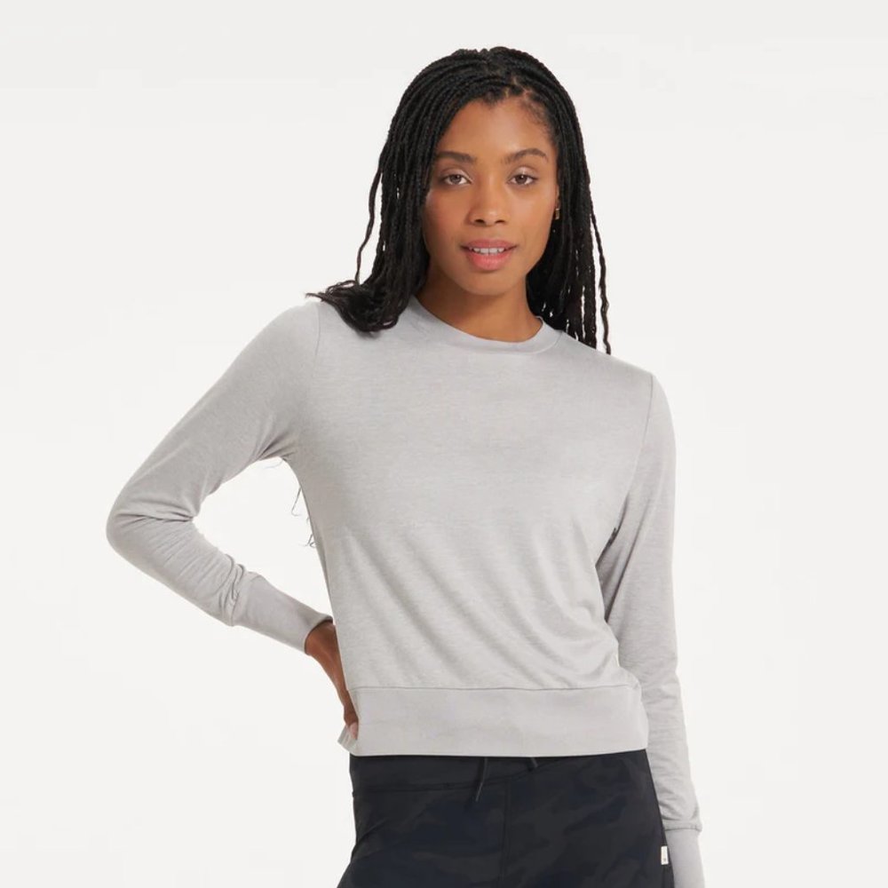 Vuori Daydream Crew (Light Heather Grey, XS) - Women's Performance Top
